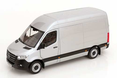 Norev mercedes sprinter - 1:18,